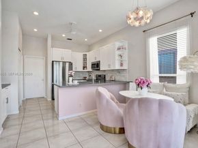 6928 NW 33rd St, Margate FL 33063