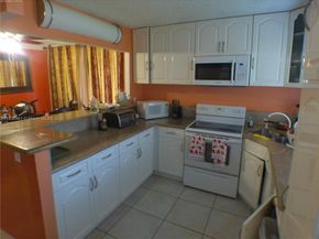 430 NW 214th St 101, Miami Gardens FL 33169