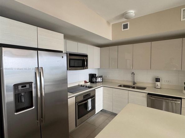 2600 E Hallandale Beach Blvd T3210, Hallandale Beach FL 33009
