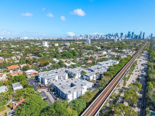 2465 SW 18th Ave 3106, Miami FL 33145