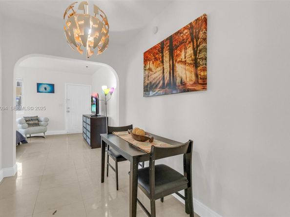 503 75th St 7504, Miami Beach FL 33141