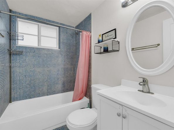 503 75th St 7504, Miami Beach FL 33141