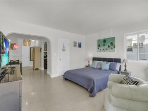 503 75th St 7504, Miami Beach FL 33141