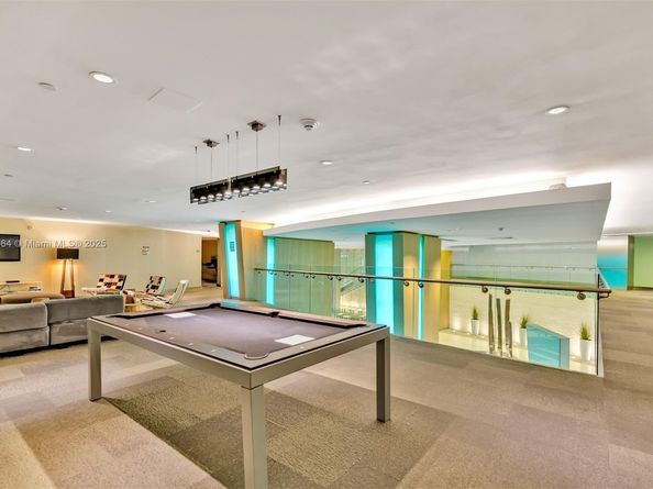 92 SW 3rd St 4510, Miami FL 33130
