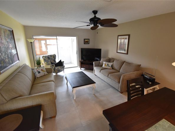 2688 E Dudley Dr H, West Palm Beach FL 33415