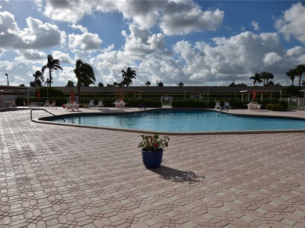 2688 E Dudley Dr H, West Palm Beach FL 33415