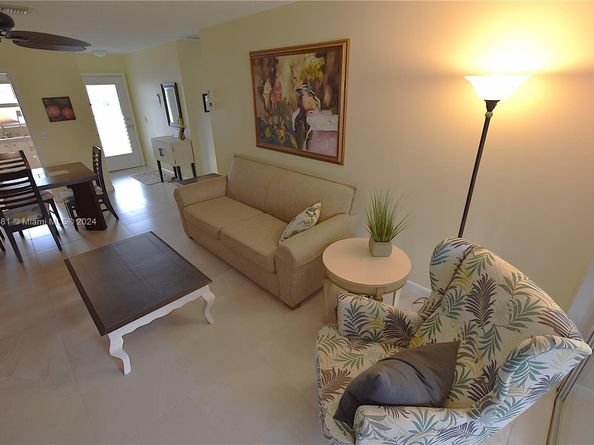2688 E Dudley Dr H, West Palm Beach FL 33415