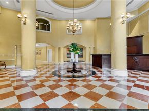 19900 E Country Club Dr TS14, Aventura FL 33180