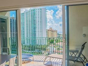 19900 E Country Club Dr TS14, Aventura FL 33180