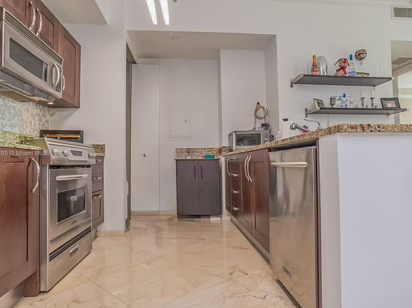 19900 E Country Club Dr TS14, Aventura FL 33180