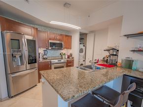 19900 E Country Club Dr TS14, Aventura FL 33180