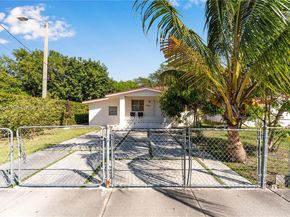 1243 NW 42nd St, Miami FL 33142