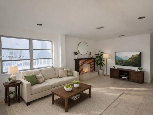 2217 SW 11th St, Miami FL 33135