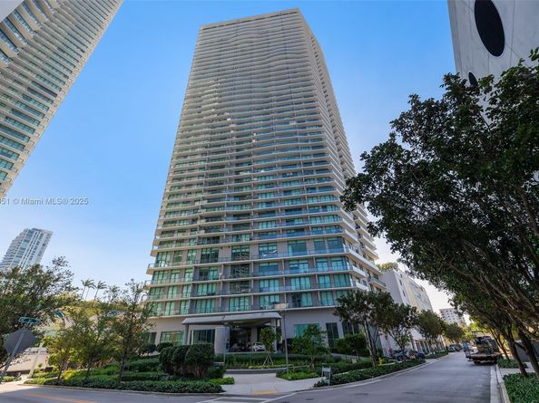 501 NE 31st St 4007, Miami FL 33137