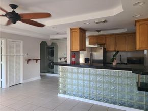 2033 Calais Dr 5, Miami Beach FL 33141