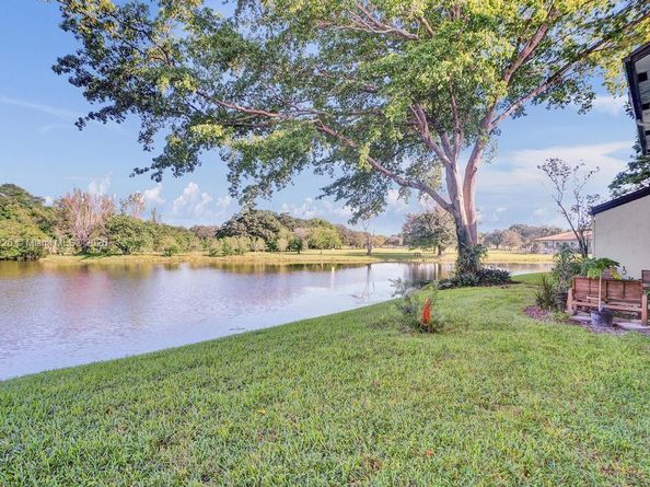 2541 N Carambola Cir N 1832, Coconut Creek FL 33066