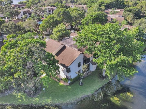 2541 N Carambola Cir N 1832, Coconut Creek FL 33066