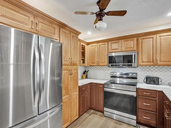 2541 N Carambola Cir N 1832, Coconut Creek FL 33066
