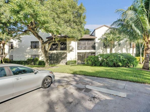 2541 N Carambola Cir N 1832, Coconut Creek FL 33066