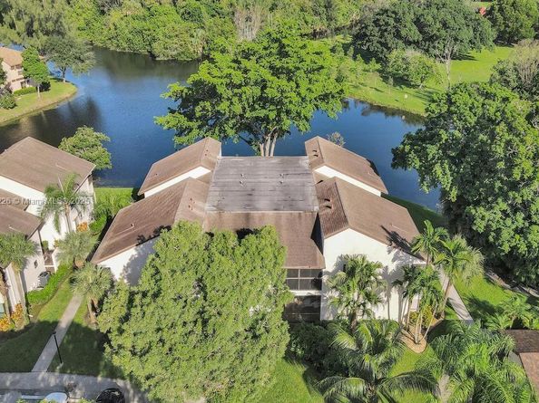 2541 N Carambola Cir N 1832, Coconut Creek FL 33066
