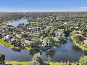 2541 N Carambola Cir N 1832, Coconut Creek FL 33066