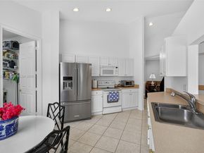 9633 Sandpiper Ln, West Palm Beach FL 33411