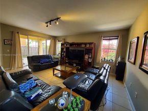 11009 NW 80th Ln, Doral FL 33178