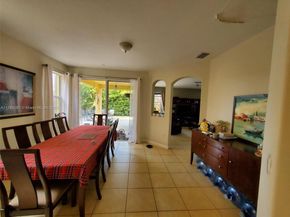 11009 NW 80th Ln, Doral FL 33178