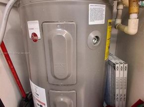 8841 NW Sunrise Lakes Blvd 112, Sunrise FL 33322