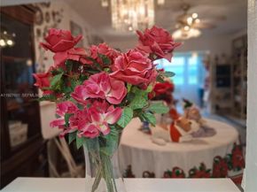 8841 NW Sunrise Lakes Blvd 112, Sunrise FL 33322