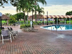 8841 NW Sunrise Lakes Blvd 112, Sunrise FL 33322