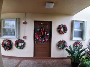 8841 NW Sunrise Lakes Blvd 112, Sunrise FL 33322