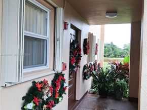 8841 NW Sunrise Lakes Blvd 112, Sunrise FL 33322