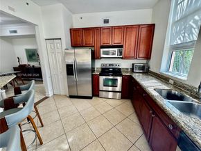3001 NE 185th St 514, Aventura FL 33180