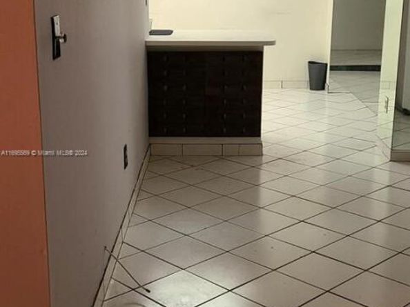 3564 Magellan Cir 2111, Aventura FL 33180