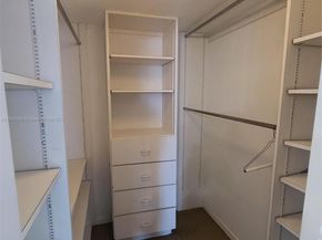 3564 Magellan Cir 2111, Aventura FL 33180