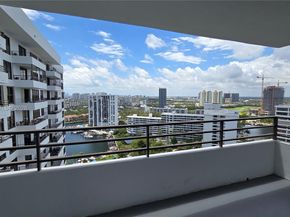 2500 Parkview Dr 2317, Hallandale Beach FL 33009