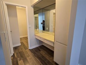 2500 Parkview Dr 2317, Hallandale Beach FL 33009