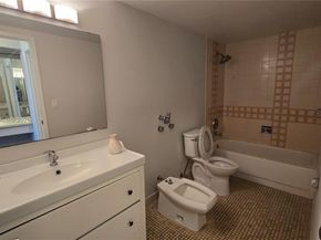 2500 Parkview Dr 2317, Hallandale Beach FL 33009
