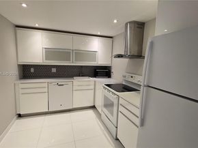 2500 Parkview Dr 2317, Hallandale Beach FL 33009