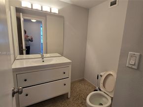 2500 Parkview Dr 2317, Hallandale Beach FL 33009