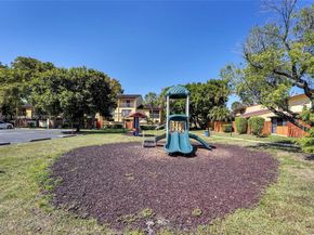 7777 Grande St, Sunrise FL 33351