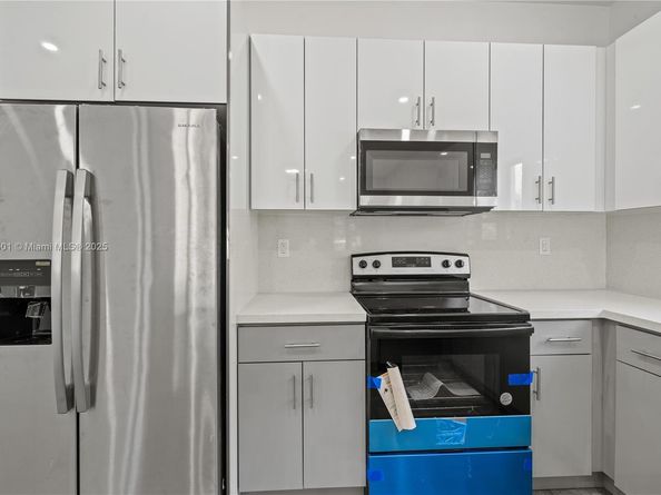 23070 SW 123 Ct, Miami FL 33170