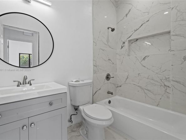 23070 SW 123 Ct, Miami FL 33170