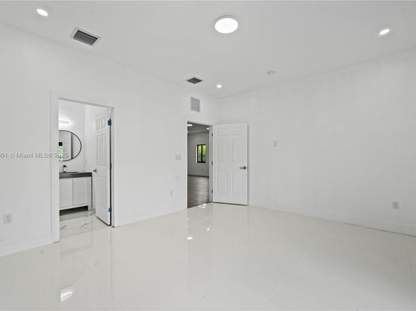 23070 SW 123 Ct, Miami FL 33170