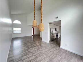 15511 SW 59th St, Miami FL 33193