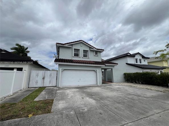 15511 SW 59th St, Miami FL 33193
