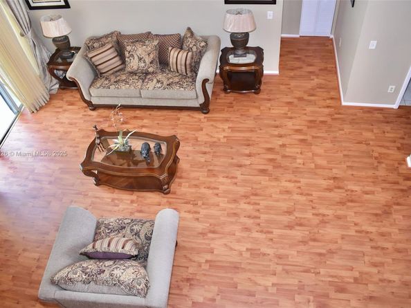 1430 SW 102nd Ave, Pembroke Pines FL 33025