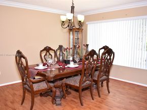 1430 SW 102nd Ave, Pembroke Pines FL 33025