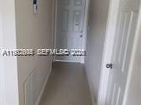 722 SW 8th St, Hallandale Beach FL 33009